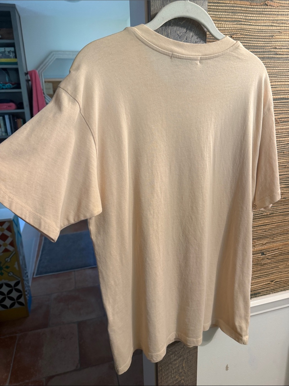Daydreamer Willie Nelson Graphic Tee - Cream & Orange. - Picture 3 of 3